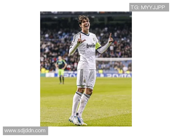 卡卡领衔的足球球星颜值排行榜揭秘这些帅气球员的迷人魅力