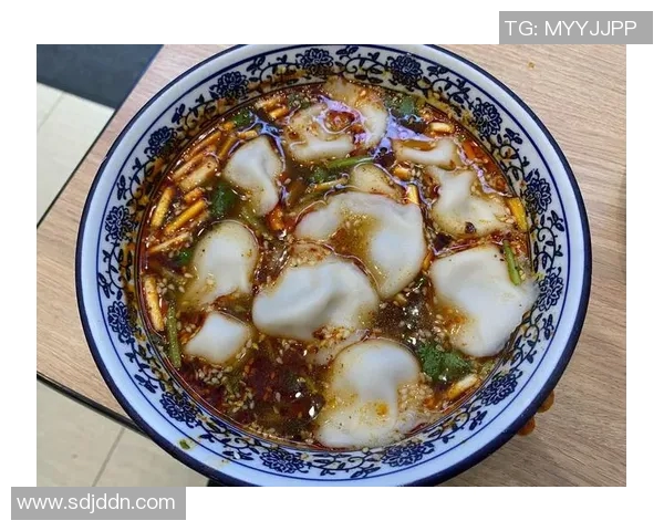 当世界级足球球星相聚中国餐馆共品热腾腾的家乡饺子