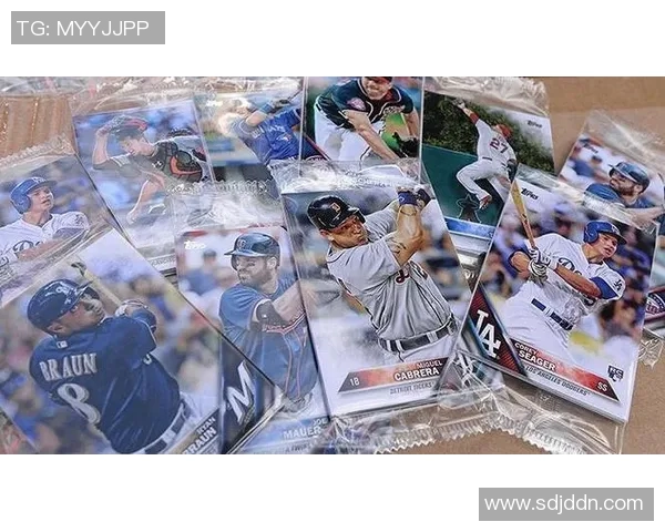 C罗内马尔梅西足球签名球星卡片珍藏版全新发布引发收藏热潮 C罗内马尔梅西足球签名球星卡片珍藏版全新发布引发收藏热潮